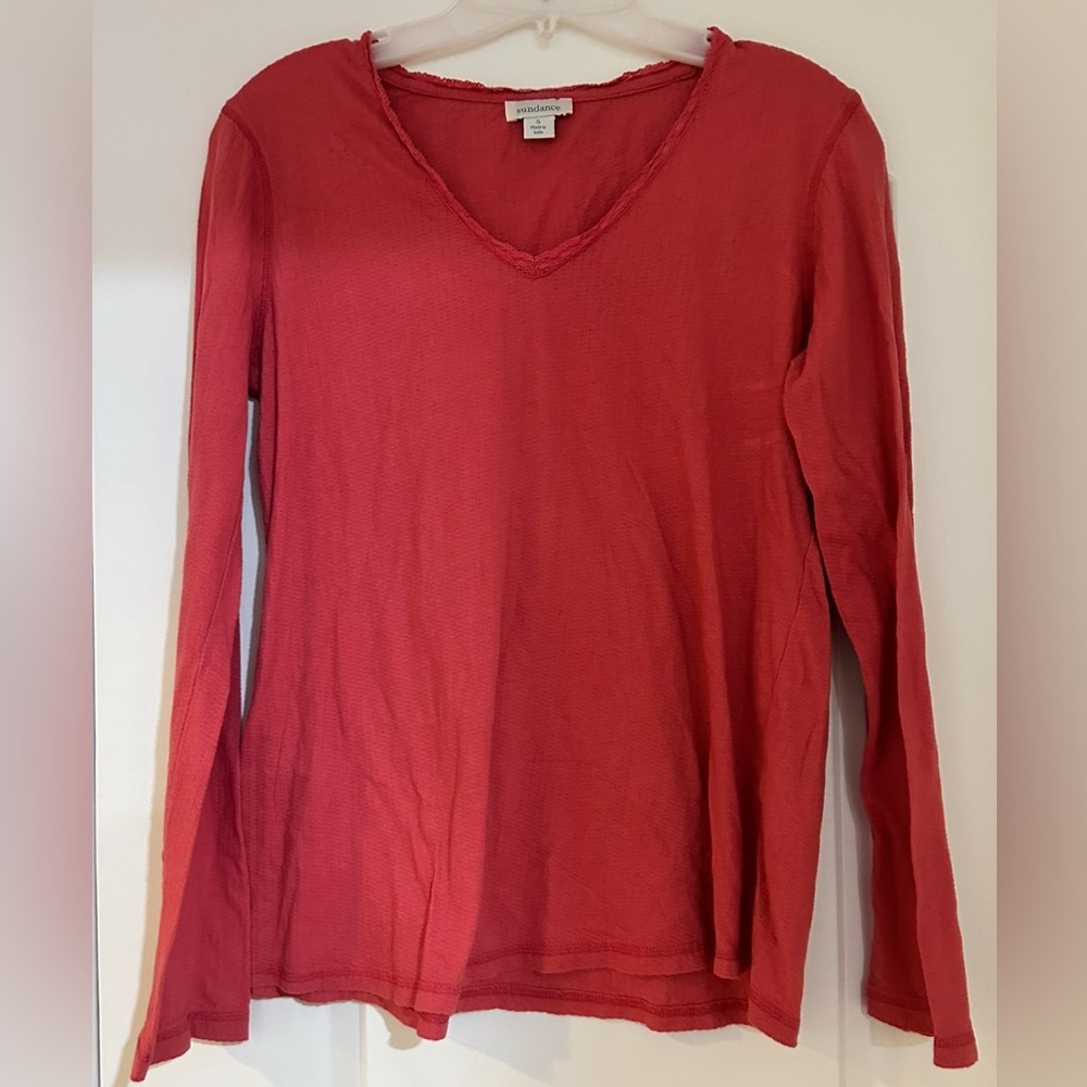 Sundance Coral Long Sleeve v neck Top‎ size small